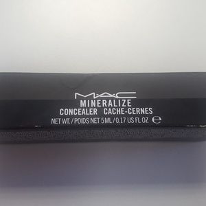 MAC Minealized Concelaer